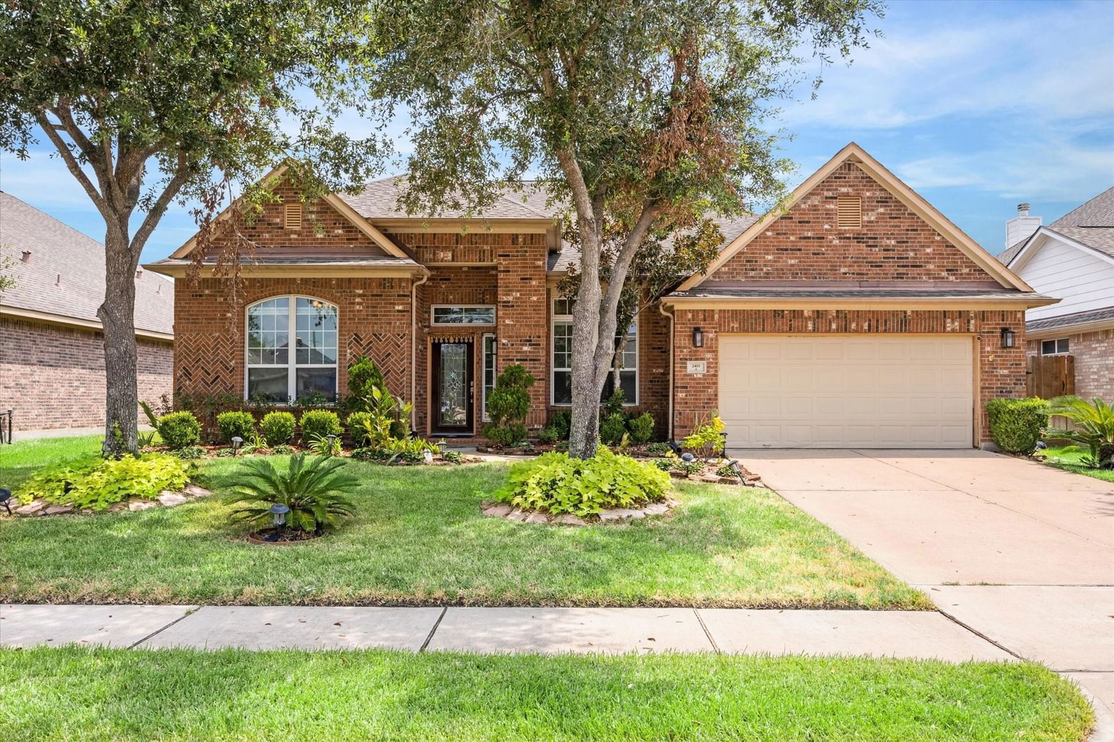 Real estate property located at 2401 Harbor Chase, Fort Bend, Shadow Creek Ranch Sf-50, Pearland, TX, US