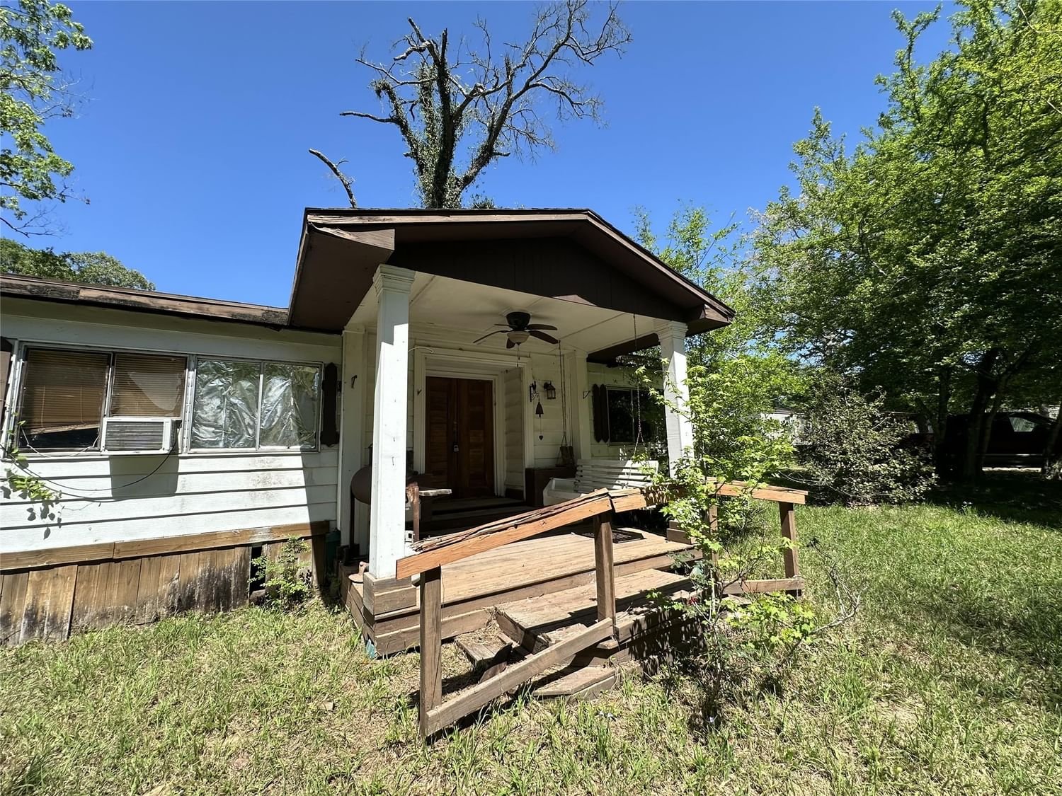 Real estate property located at 204 County Road 3201, Liberty, Plumwood, Cleveland, TX, US