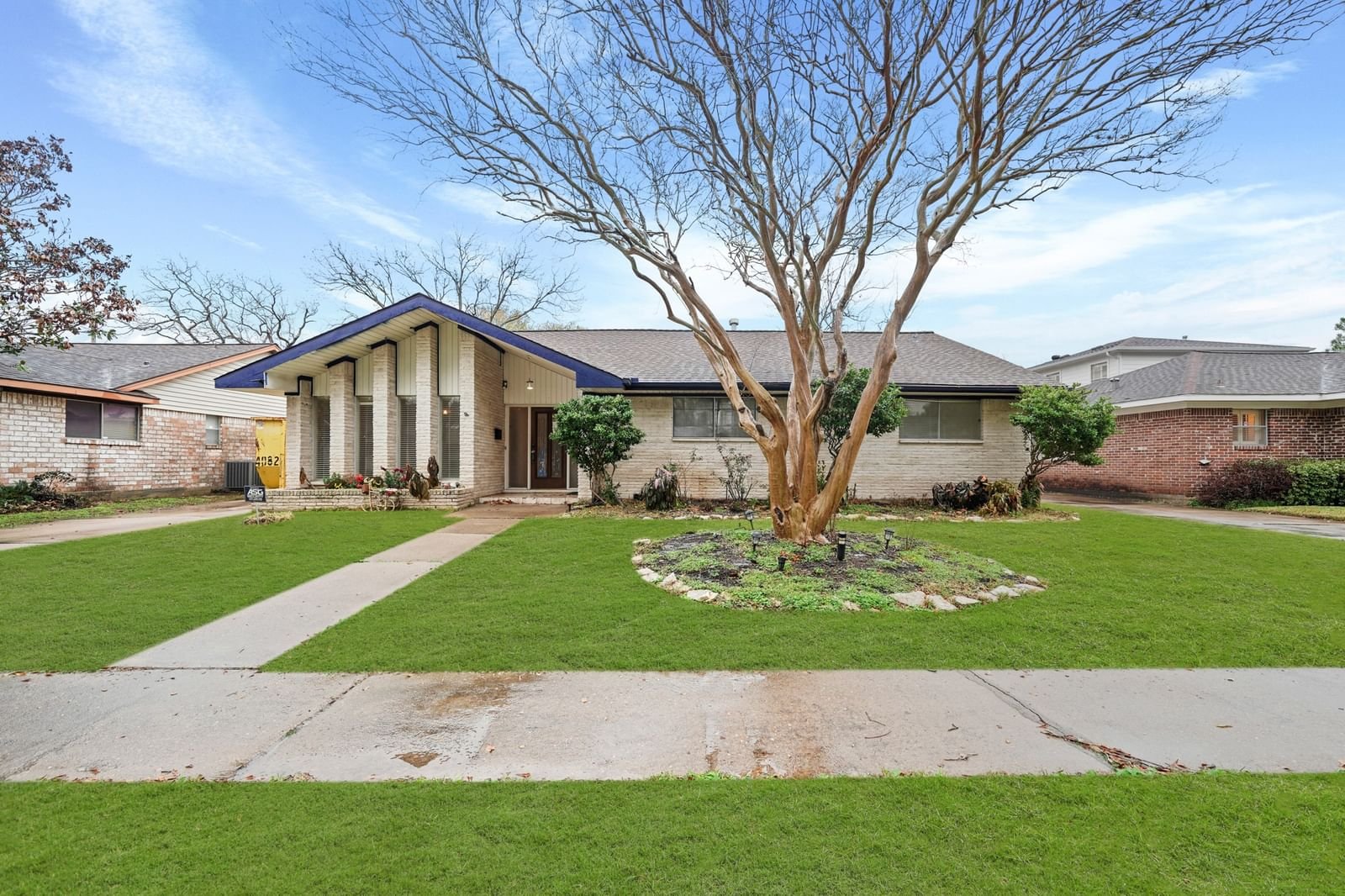 Real estate property located at 6038 Dumfries, Harris, Maplewood South, Houston, TX, US