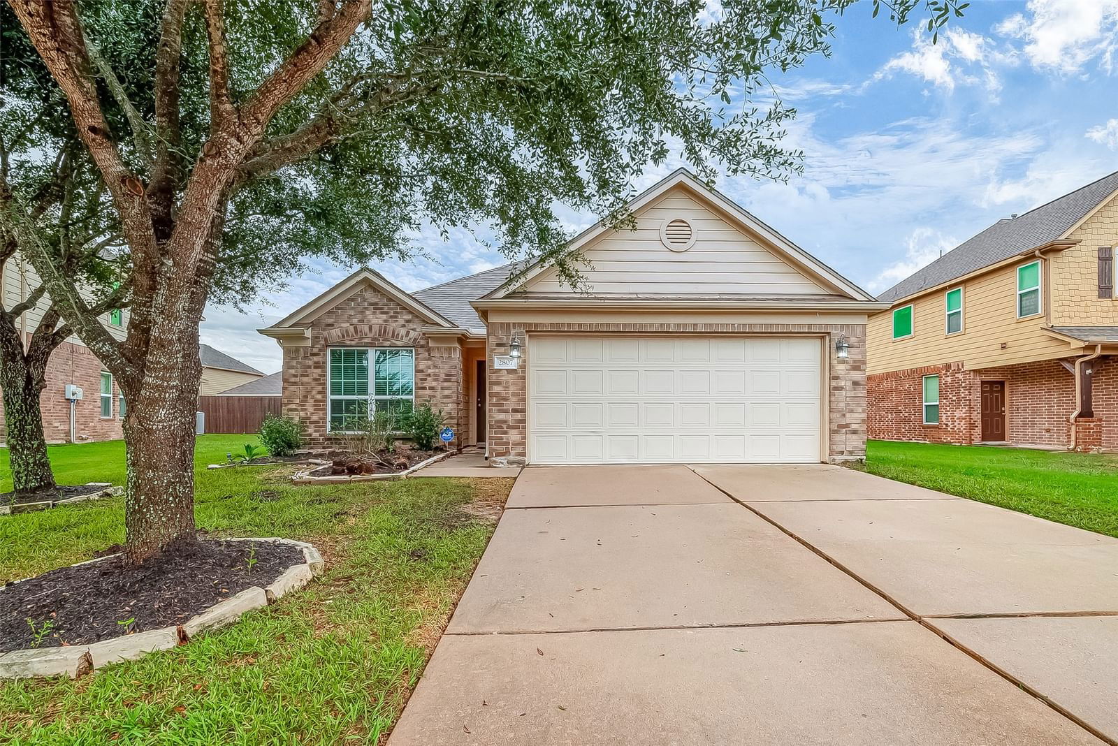 Real estate property located at 2807 Meadowbrook, Fort Bend, Briarwood Crossing Sec 1, Rosenberg, TX, US