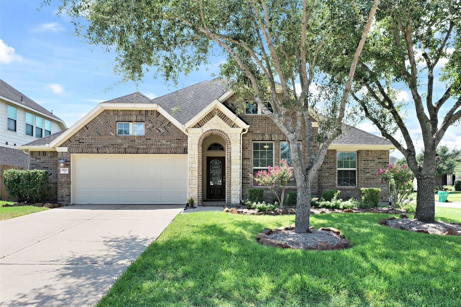 Real estate property located at 2524 Golfcrest, Harris, Houston, TX, US