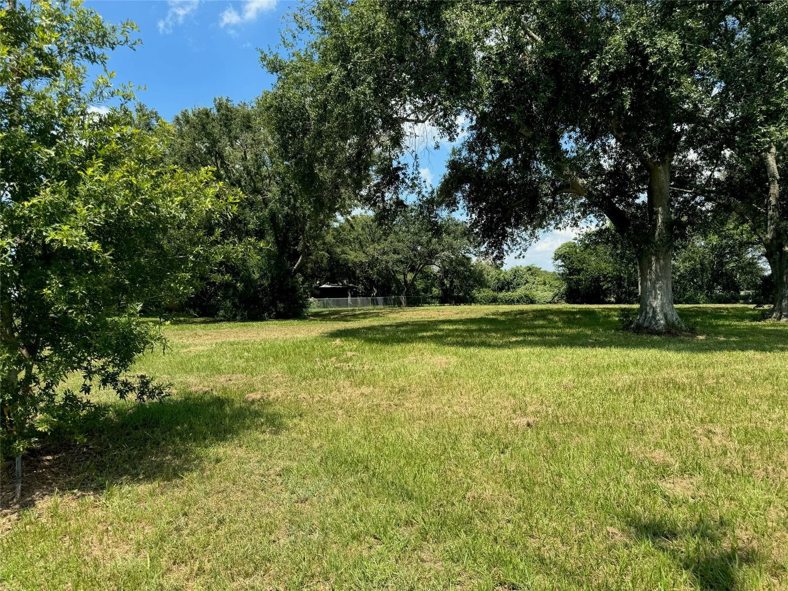 Real estate property located at 12010 Cloudt, Fort Bend, F Willaert, Needville, TX, US