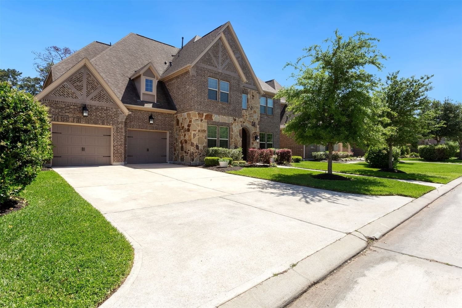 Real estate property located at 13719 Rivendell Crest, Harris, Alden Woods Sec 1, Cypress, TX, US