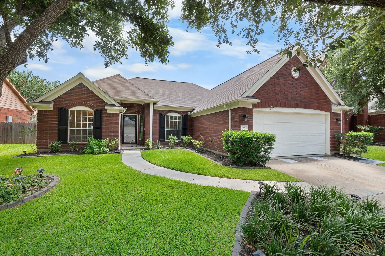 Real estate property located at 17827 Scrub Oak, Fort Bend, West Oaks Village Sec 1, Richmond, TX, US