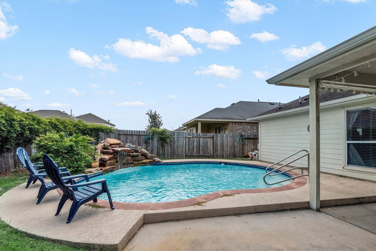 Real estate property located at 8803 Old Maple, Harris, Deerbrook Estates, Humble, TX, US