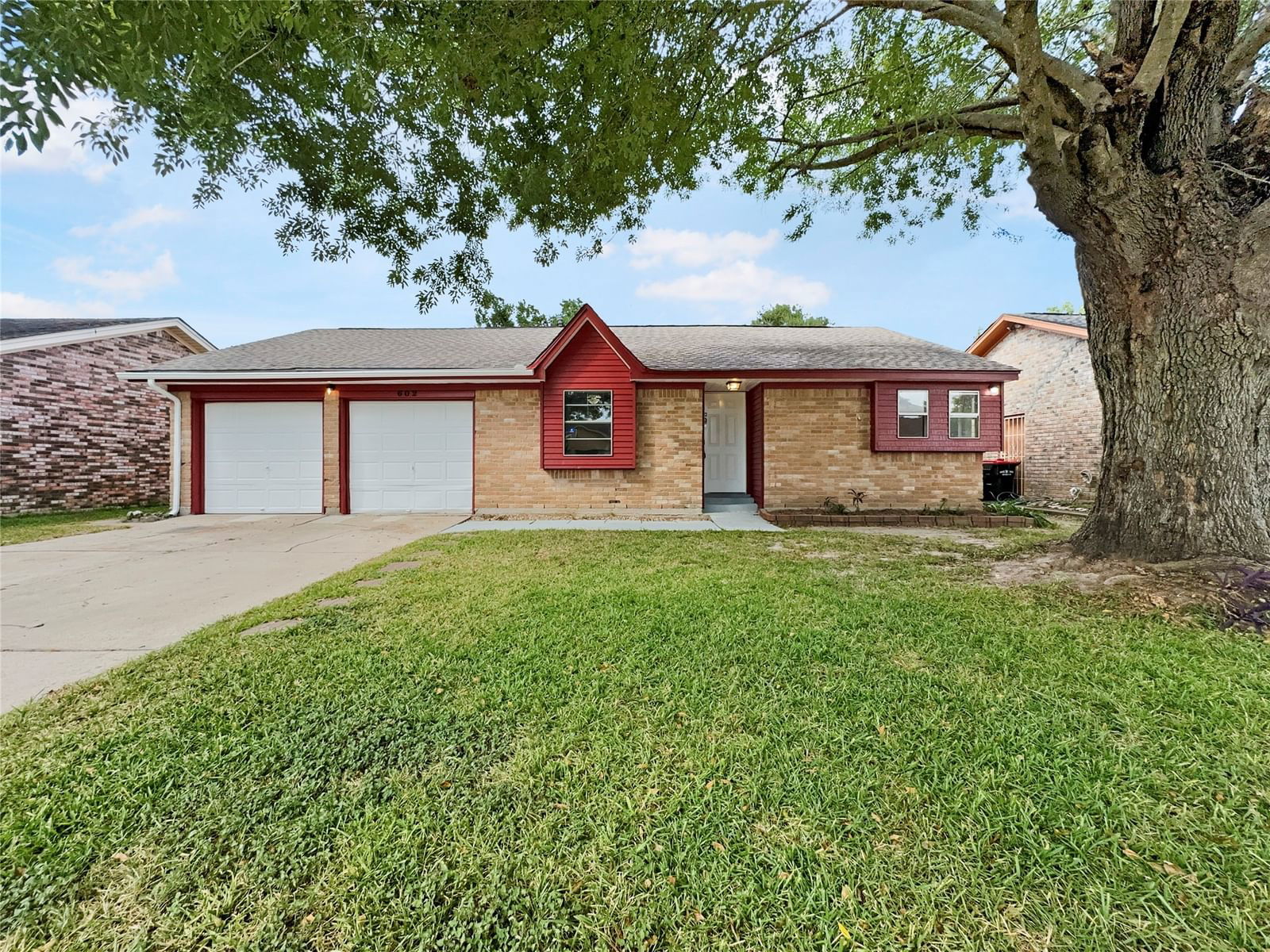 Real estate property located at 602 Meadowglen, Harris, Glen Meadow Sec 02, Baytown, TX, US