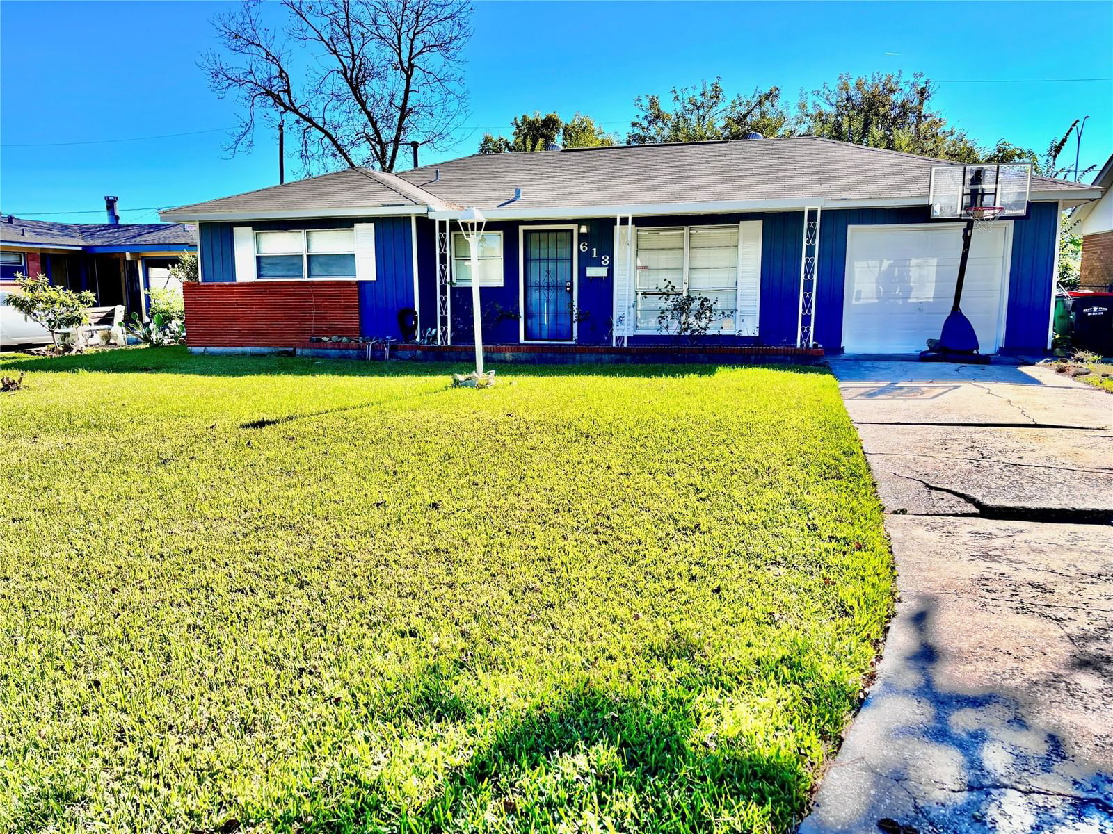 Real estate property located at 613 Lloyd, Harris, Glen Arbor, Baytown, TX, US