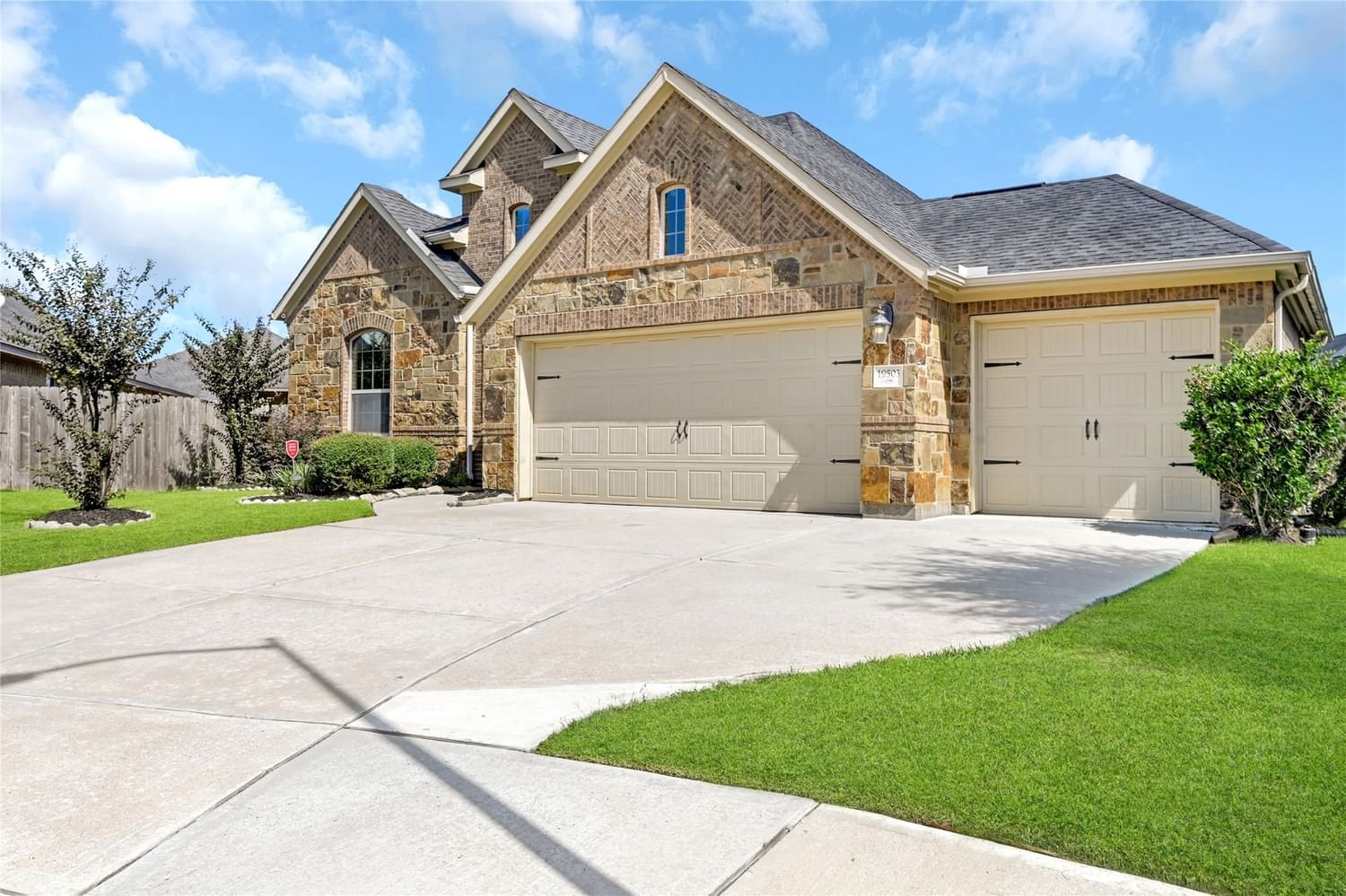 Real estate property located at 19503 Sundance Edge, Fort Bend, Richmond, TX, US