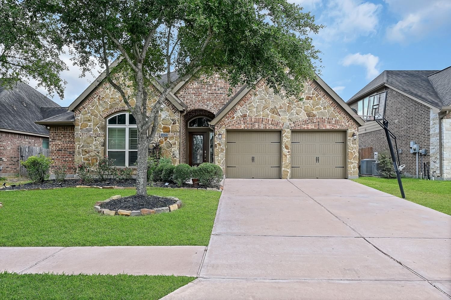 Real estate property located at 2329 Lost Bridge, Fort Bend, Pearland, TX, US