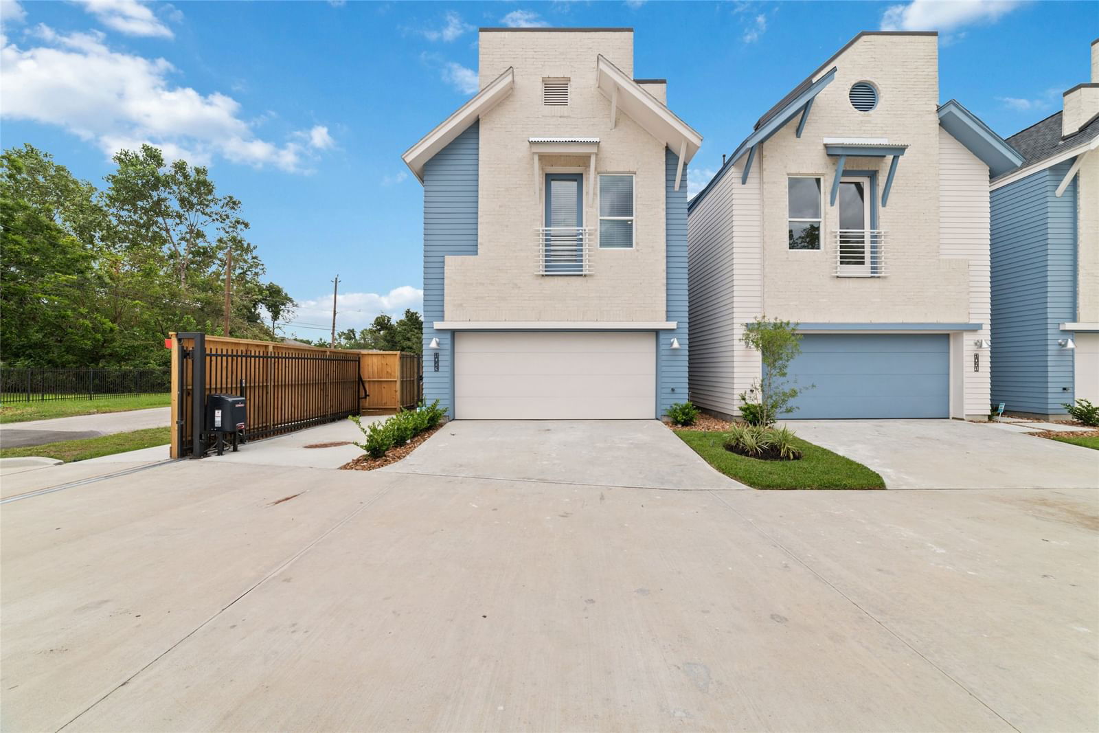 Real estate property located at 1051 Glenn, Harris, Glen Court, Houston, TX, US