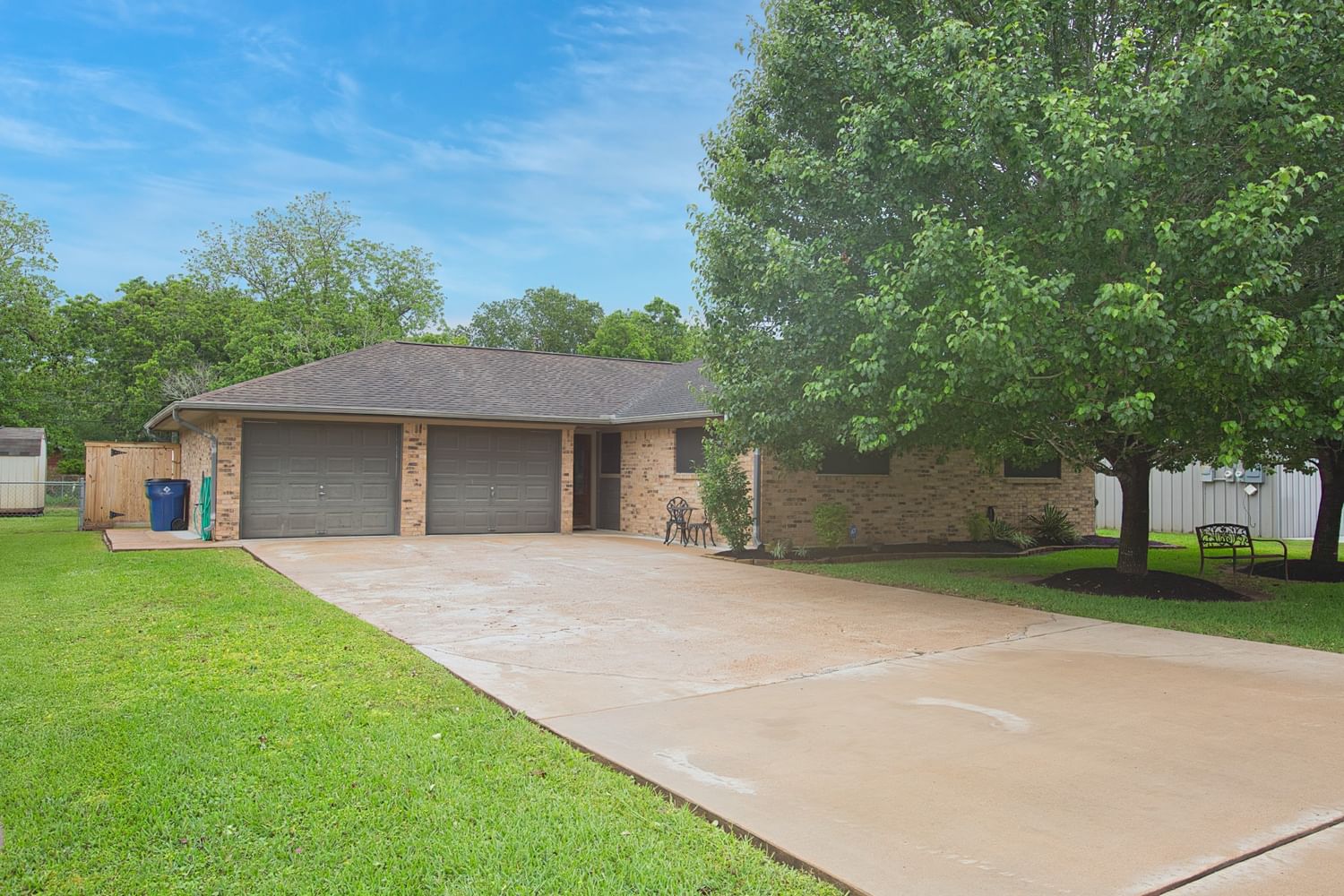 Real estate property located at 604 Hurst, Brazoria, Highland Angleton, Angleton, TX, US