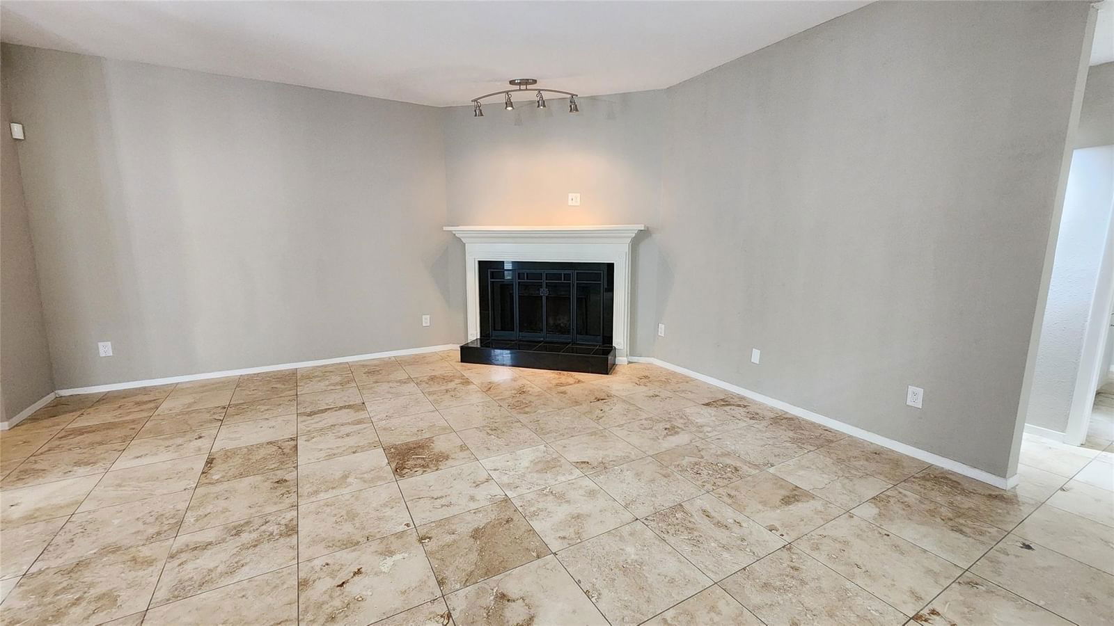 Real estate property located at 9809 Richmond H12, Harris, Elm Grove Condo Ph 02, Houston, TX, US