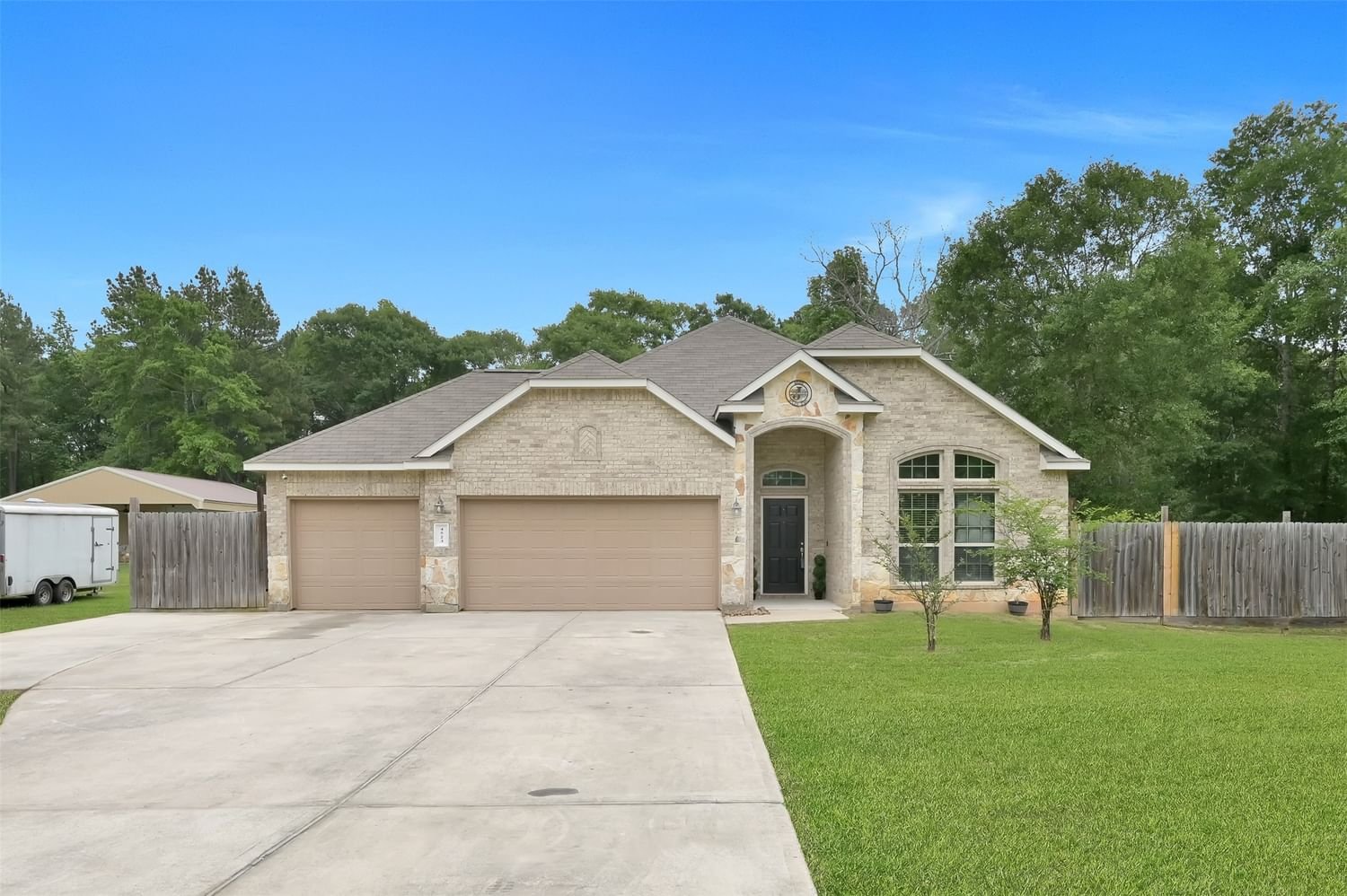 Real estate property located at 4523 Axis, Montgomery, Deer Trail Two 02, Conroe, TX, US