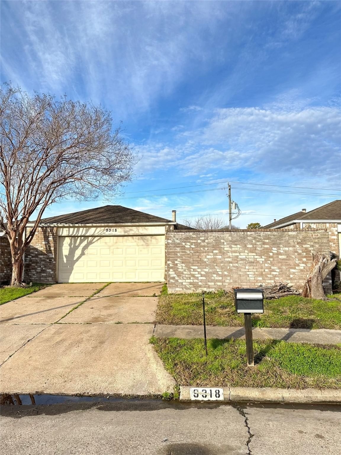 Real estate property located at 9318 Wellsworth, Harris, Keegans Wood Sec 01 R/P, Houston, TX, US