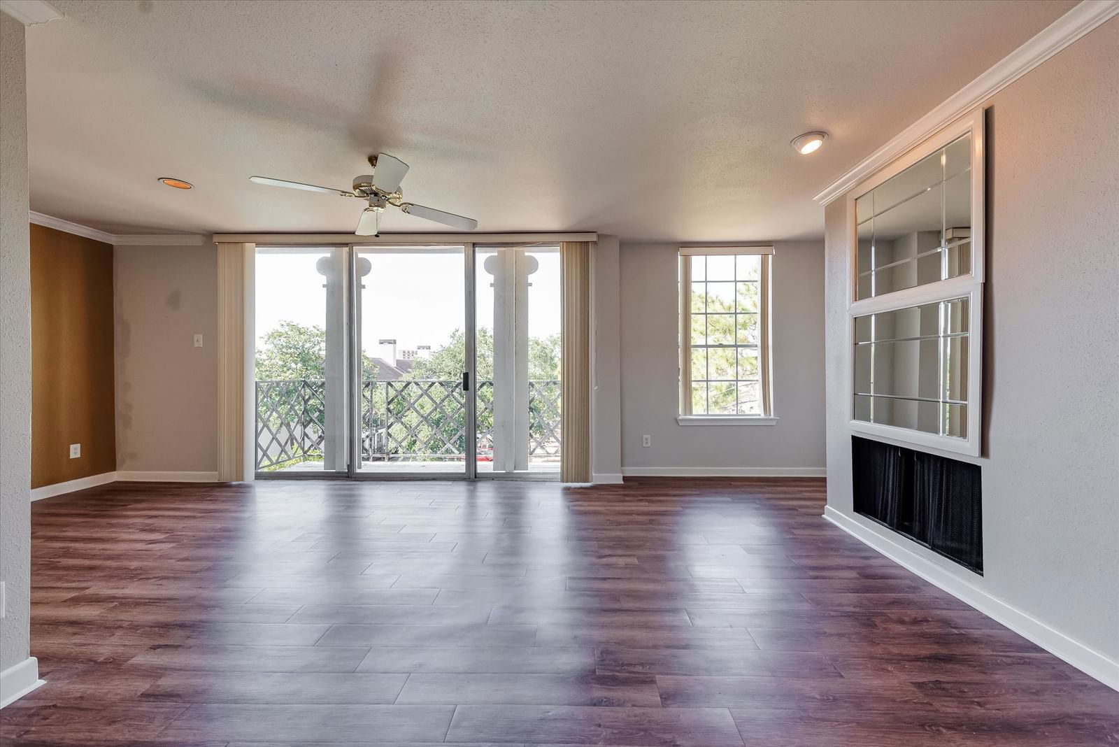 Real estate property located at 2333 Bering #340, Harris, Park Regency Condo, Houston, TX, US