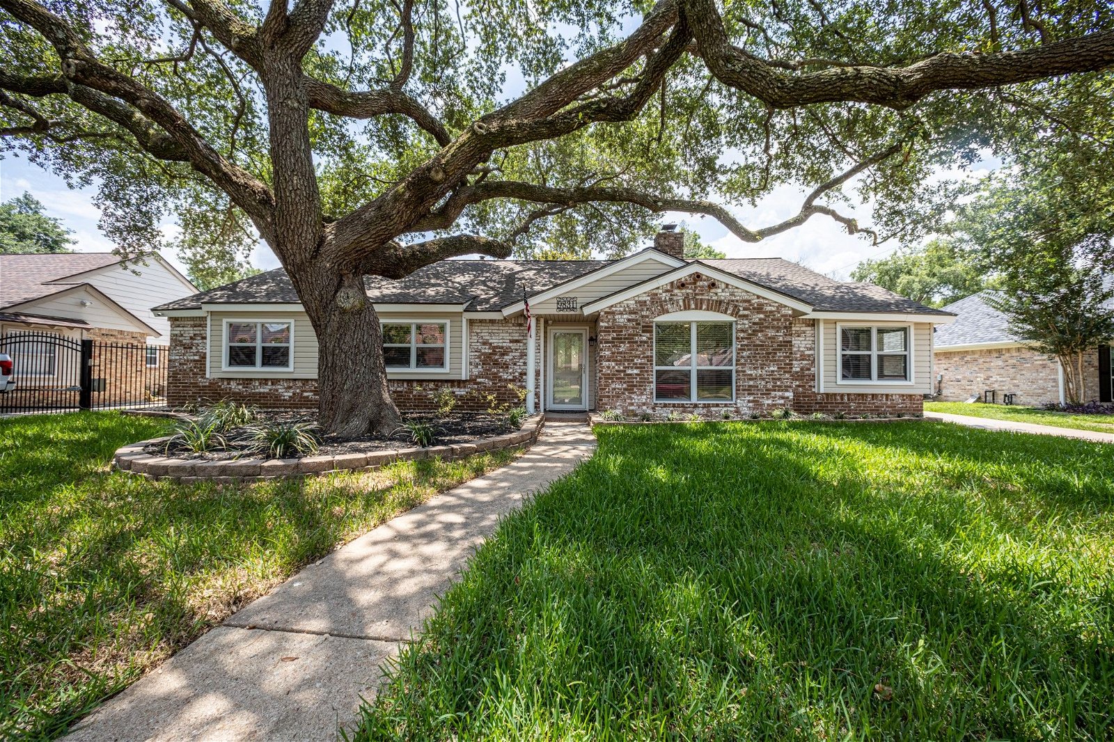Real estate property located at 9831 Knoboak, Harris, Houston, TX, US
