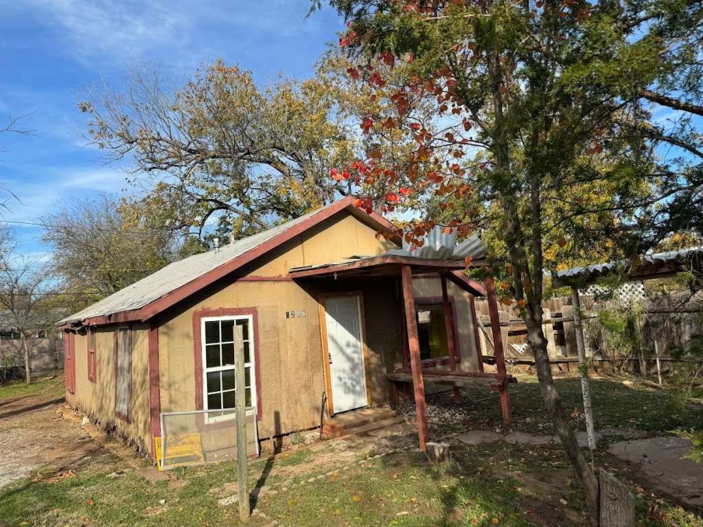 Real estate property located at 1208 7th, Wichita, Scotland, Wichita Falls, TX, US