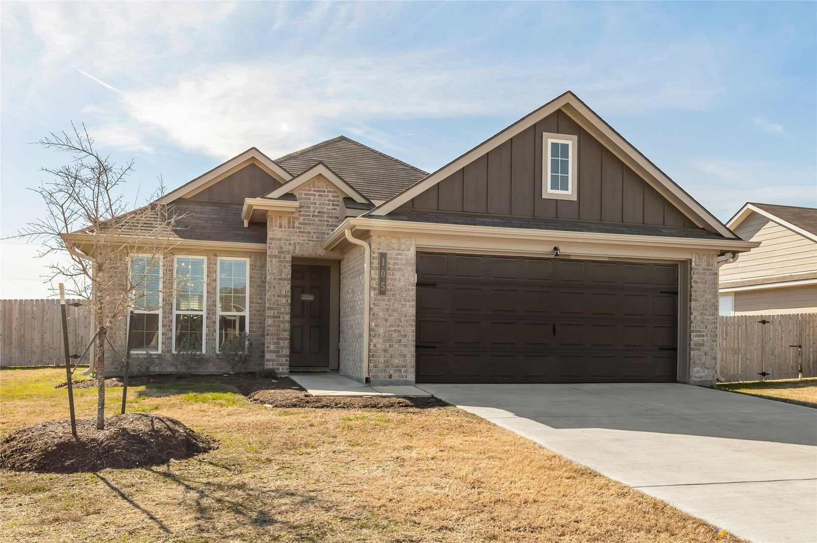 Real estate property located at 105 Meadow Lake, Grimes, Heritage Meadows, Sec 1, Navasota, TX, US