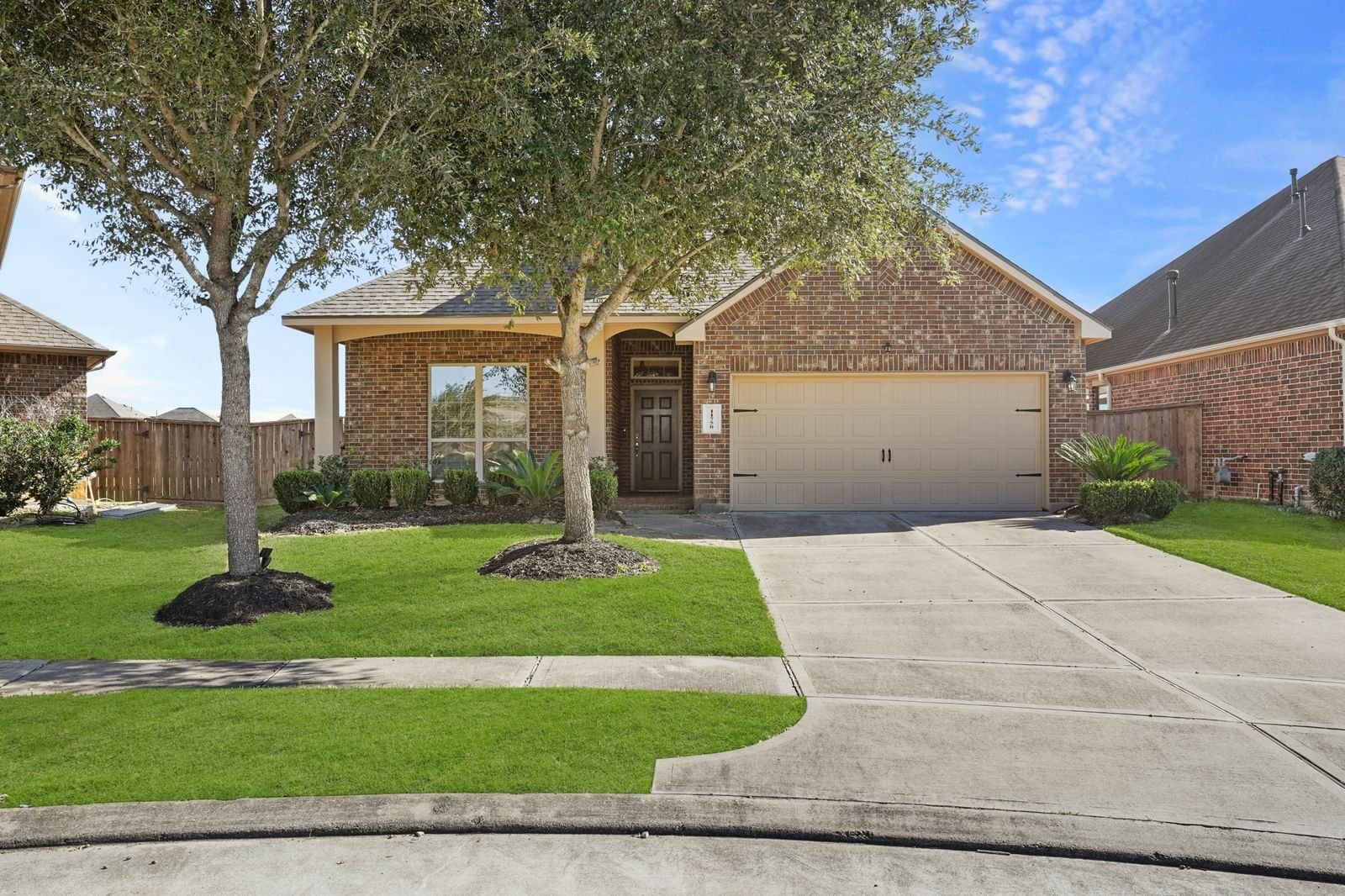 Real estate property located at 11750 Grimaldi, Fort Bend, Lakes Of Bella Terra, Richmond, TX, US