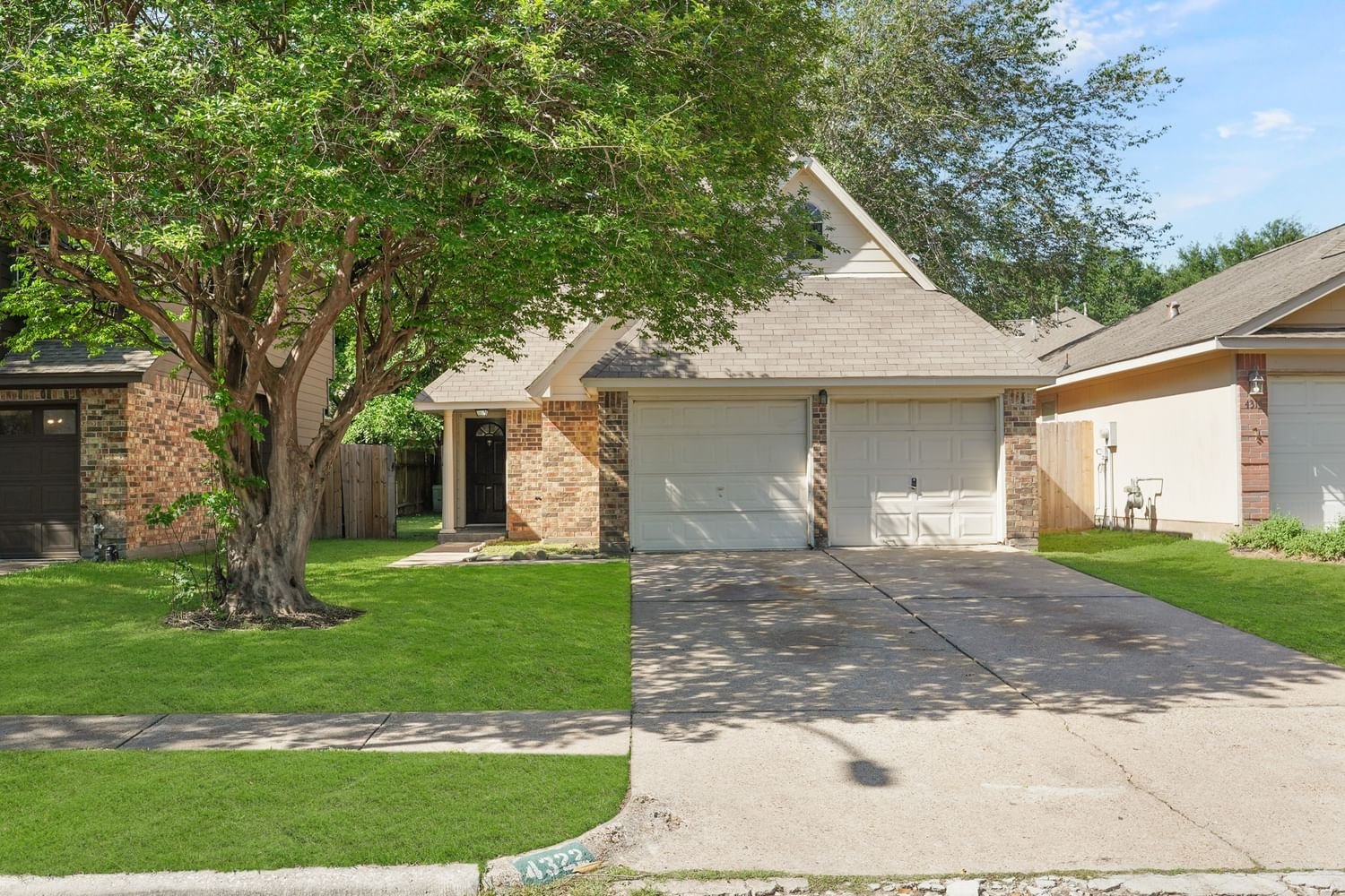 Real estate property located at 4322 Tracemeadow, Harris, Traces Sec 02, Houston, TX, US