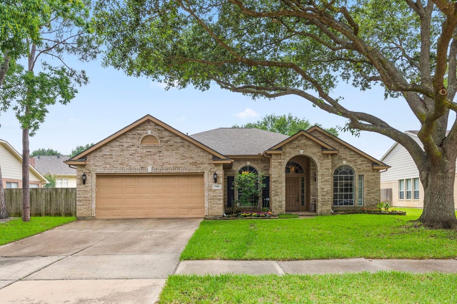 Real estate property located at 1906 Ash Forest, Harris, Cornerstone Place Sec 01, Katy, TX, US