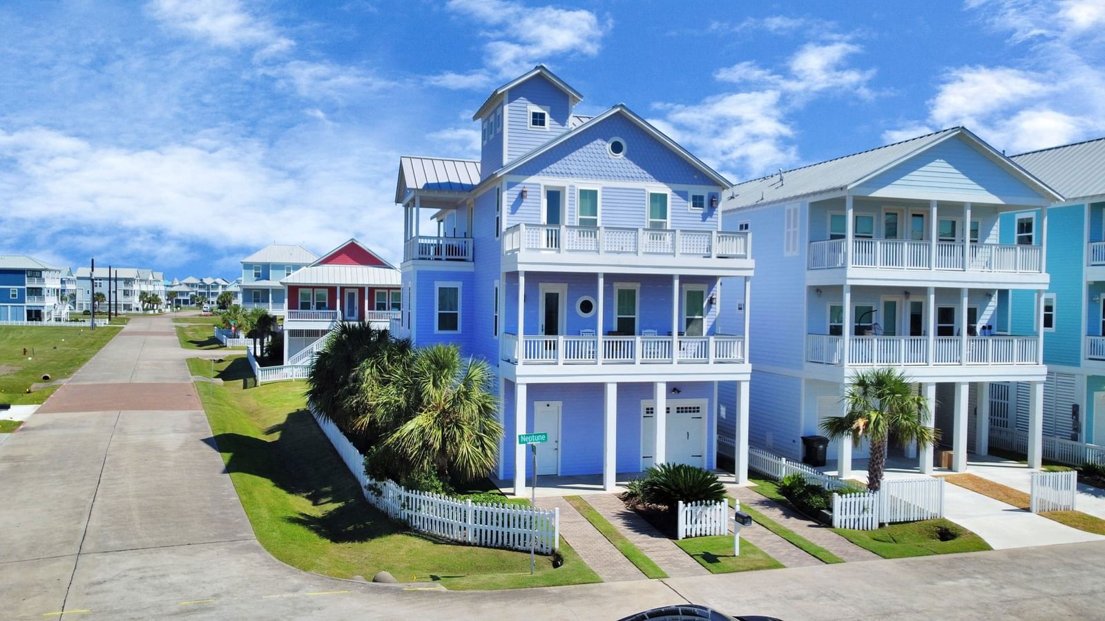 Real estate property located at 3803 Neptune, Galveston, Beachside Village 2004, Galveston, TX, US