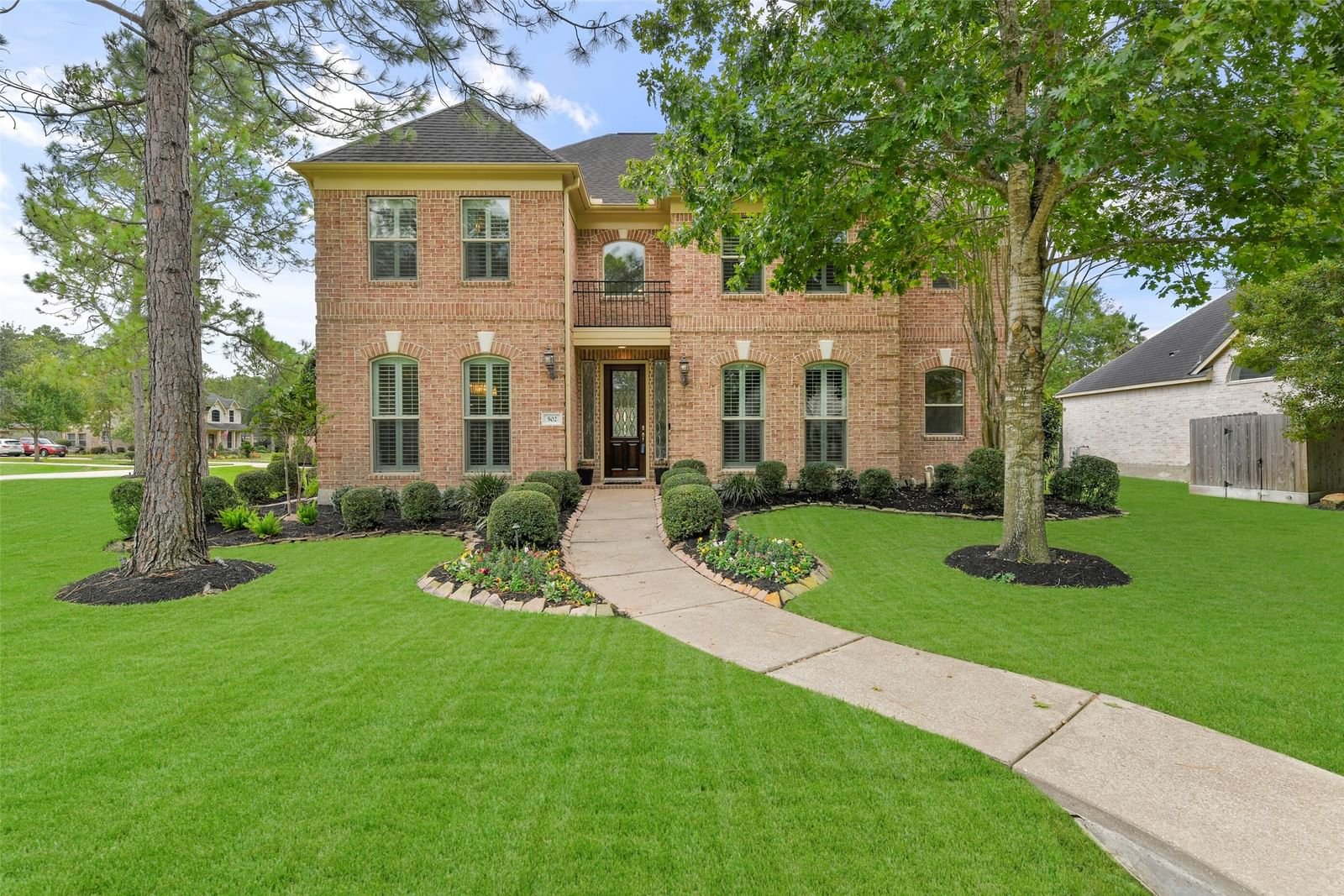 Real estate property located at 502 Shadywood, Galveston, The Forest Sec 6 2001, Friendswood, TX, US