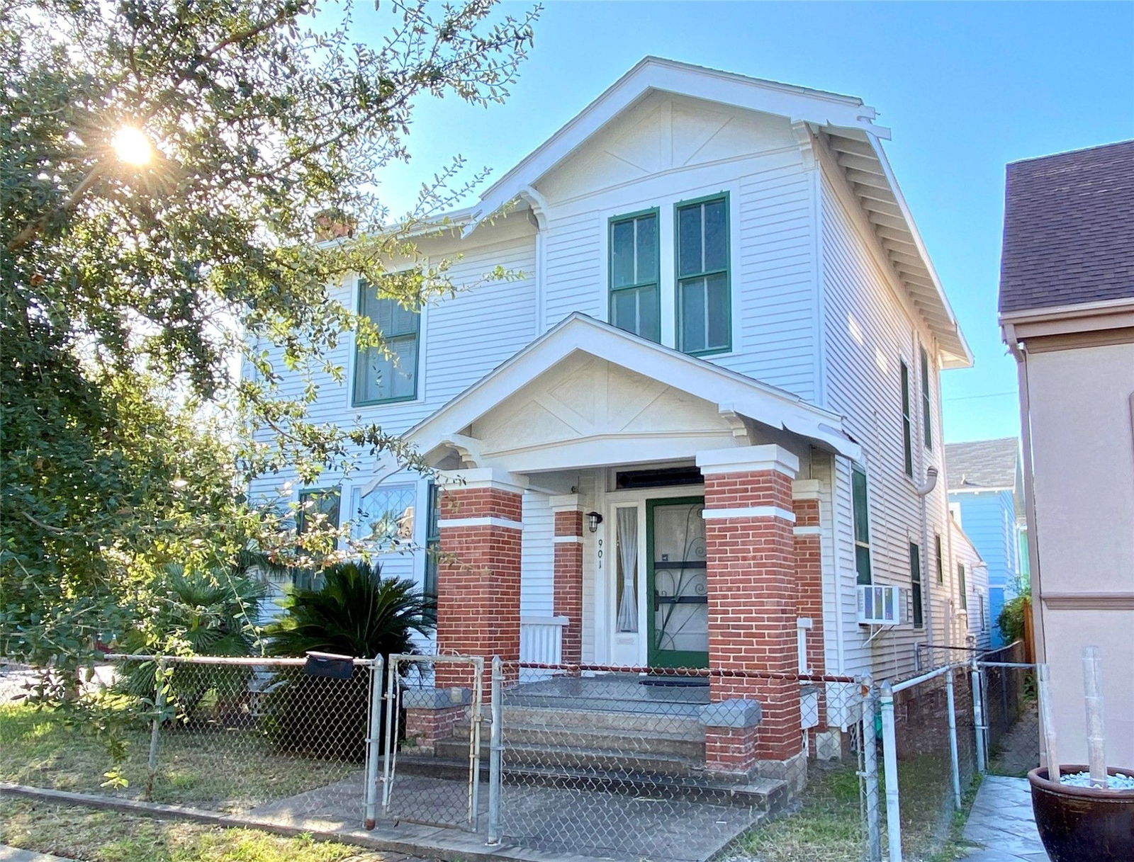 Real estate property located at 901 Winnie, Galveston, Galveston, TX, US