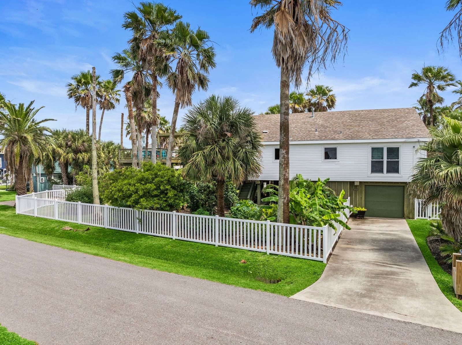 Real estate property located at 16519 Bermuda Way, Galveston, Jamaica Beach 8, Jamaica Beach, TX, US