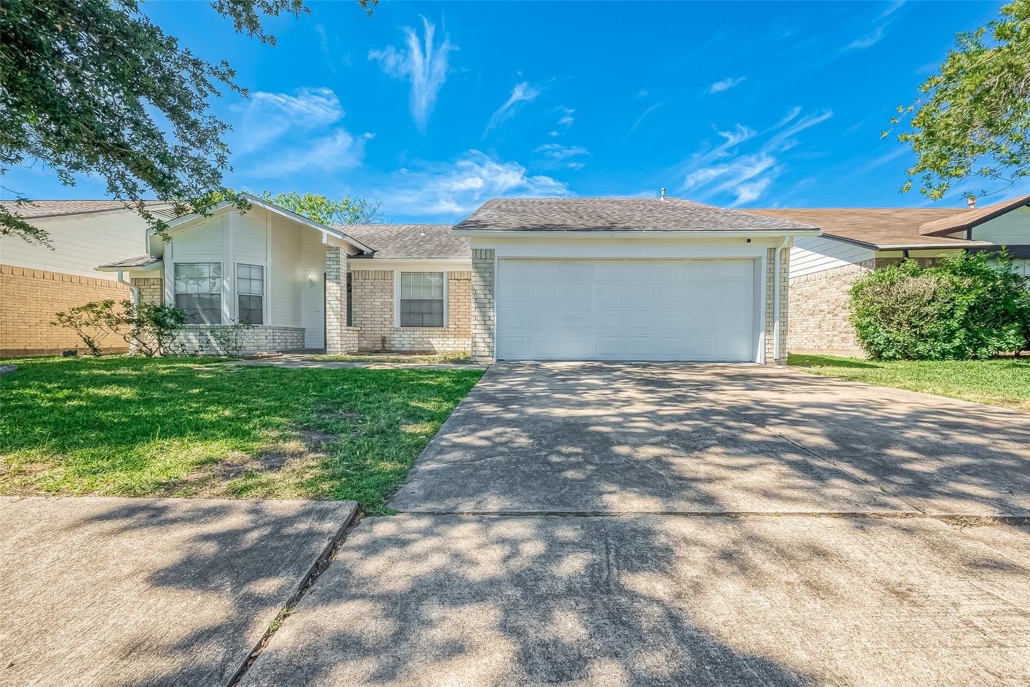 Real estate property located at 12423 Tambourine, Harris, Meadow Village, Stafford, TX, US