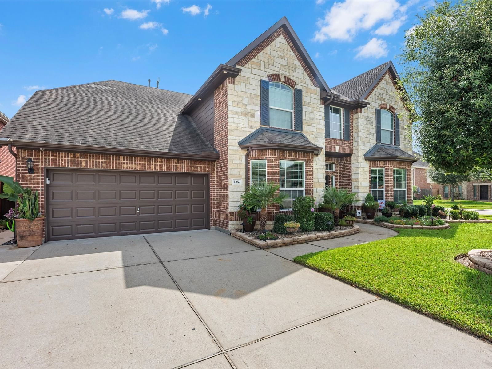 Real estate property located at 1102 Sydney Lane, Harris, AUTUMN LAKES, Friendswood, TX, US