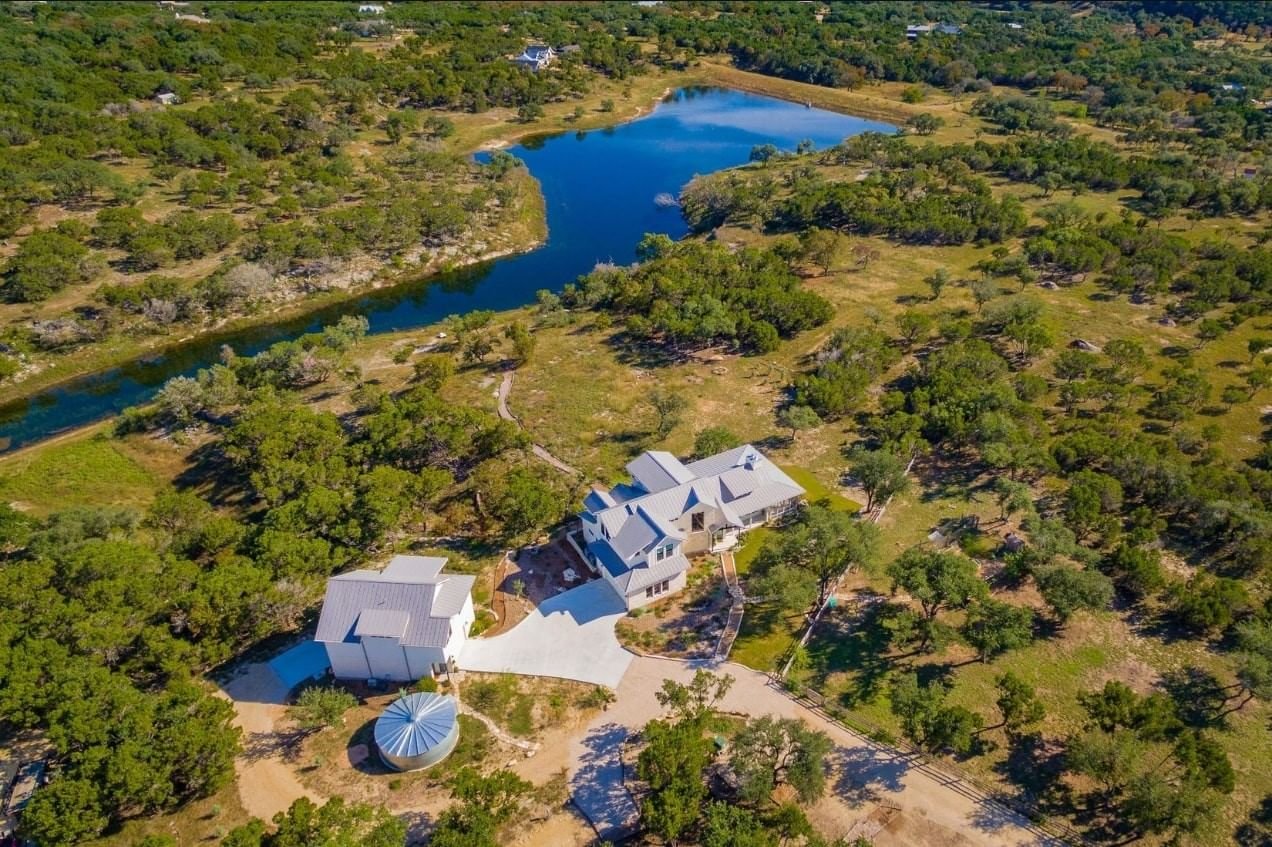 Real estate property located at 951 Toro Pass, Hays, Mustang Valley Sec Six, Wimberley, TX, US