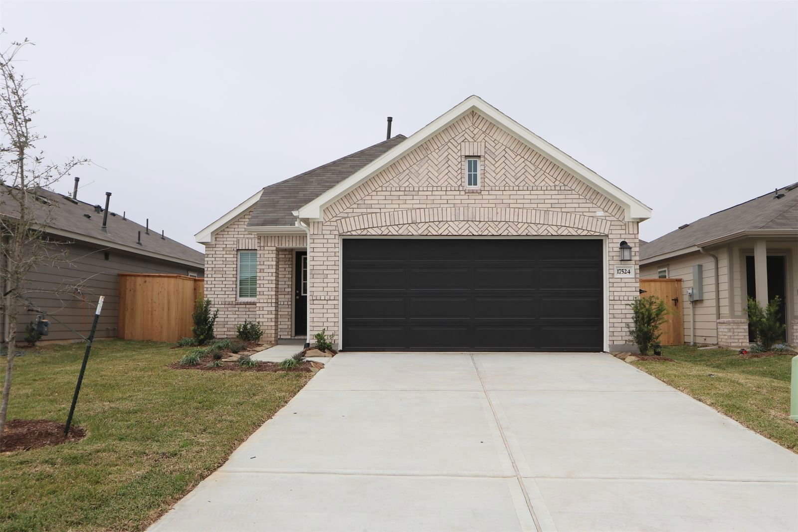 Real estate property located at 17524 Grand Fir, Montgomery, Pinewood at Grand Texas, New Caney, TX, US