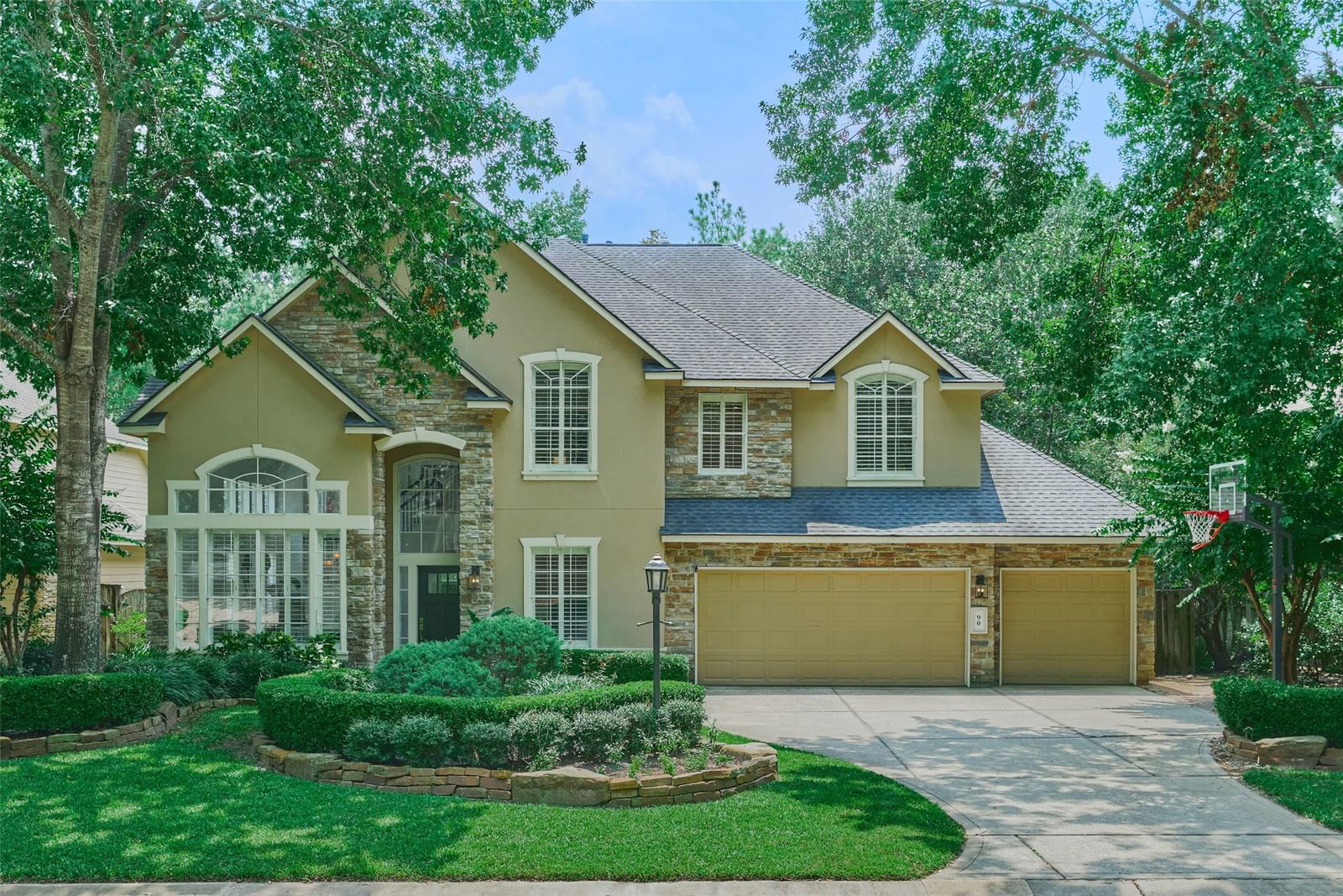 Real estate property located at 90 Plum Crest, Montgomery, Wdlnds Village Alden Br 64, The Woodlands, TX, US