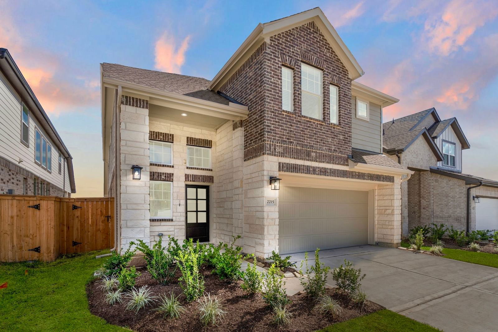 Real estate property located at 2215 Garden Arbor, Harris, Wood Leaf Reserve, Tomball, TX, US