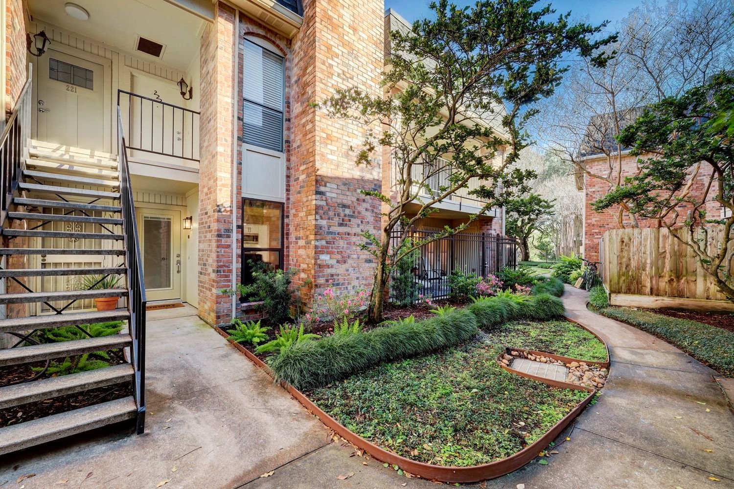 Real estate property located at 1601 Shepherd #122, Harris, River Oaks Gardens, Houston, TX, US