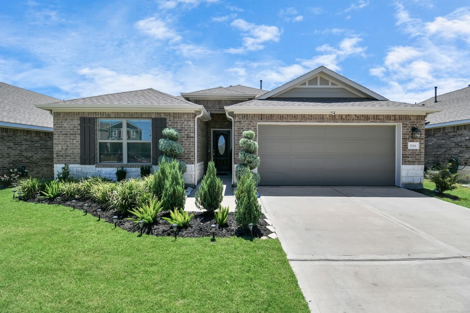 Real estate property located at 2114 Brickfielder, Chambers, Southwinds Sec 1, Baytown, TX, US