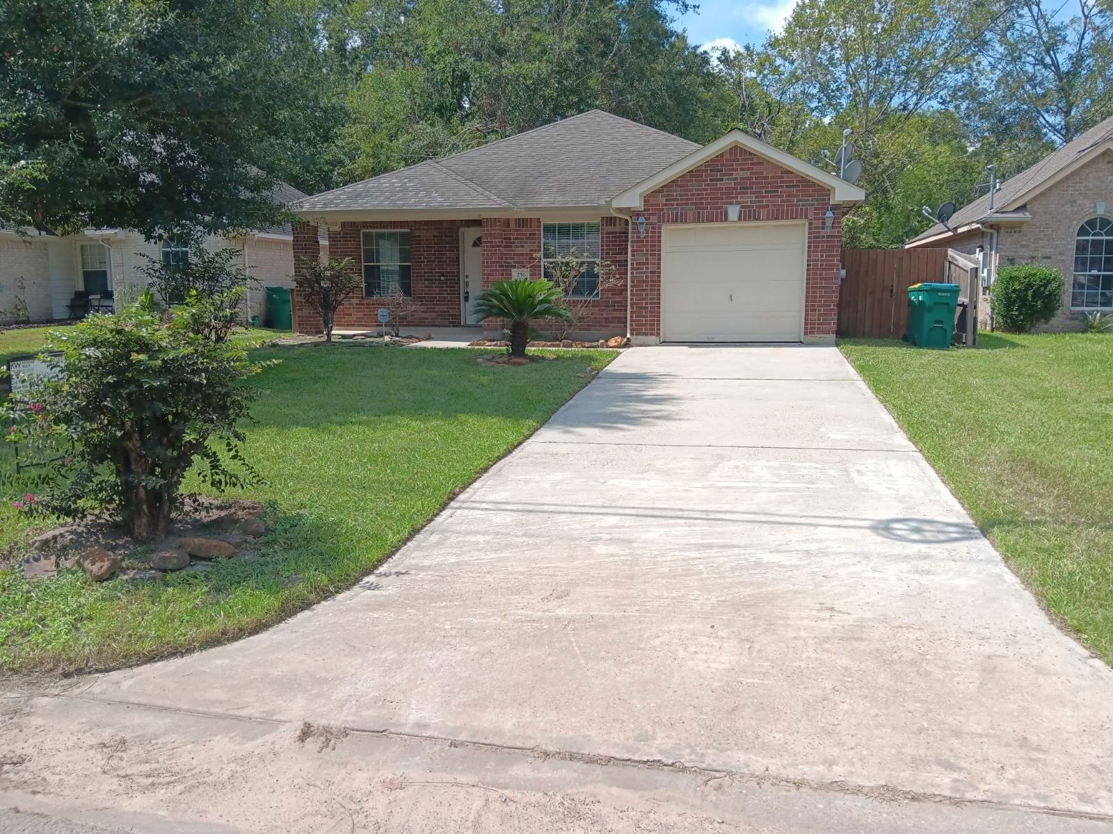 Real estate property located at 256 Longview, Montgomery, Hunters Place, Conroe, TX, US