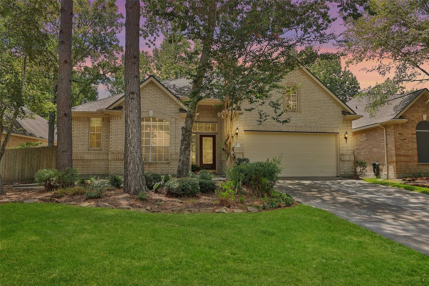 Real estate property located at 7 Wrenfield, Montgomery, The Woodlands, TX, US