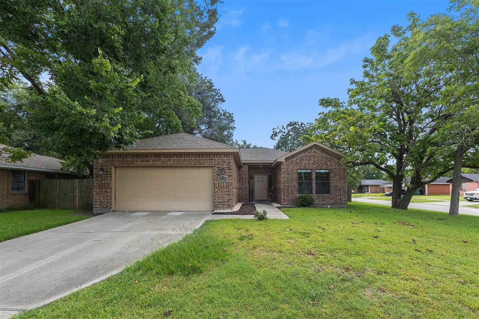 Real estate property located at 11123 Donegal, Harris, Houston, TX, US