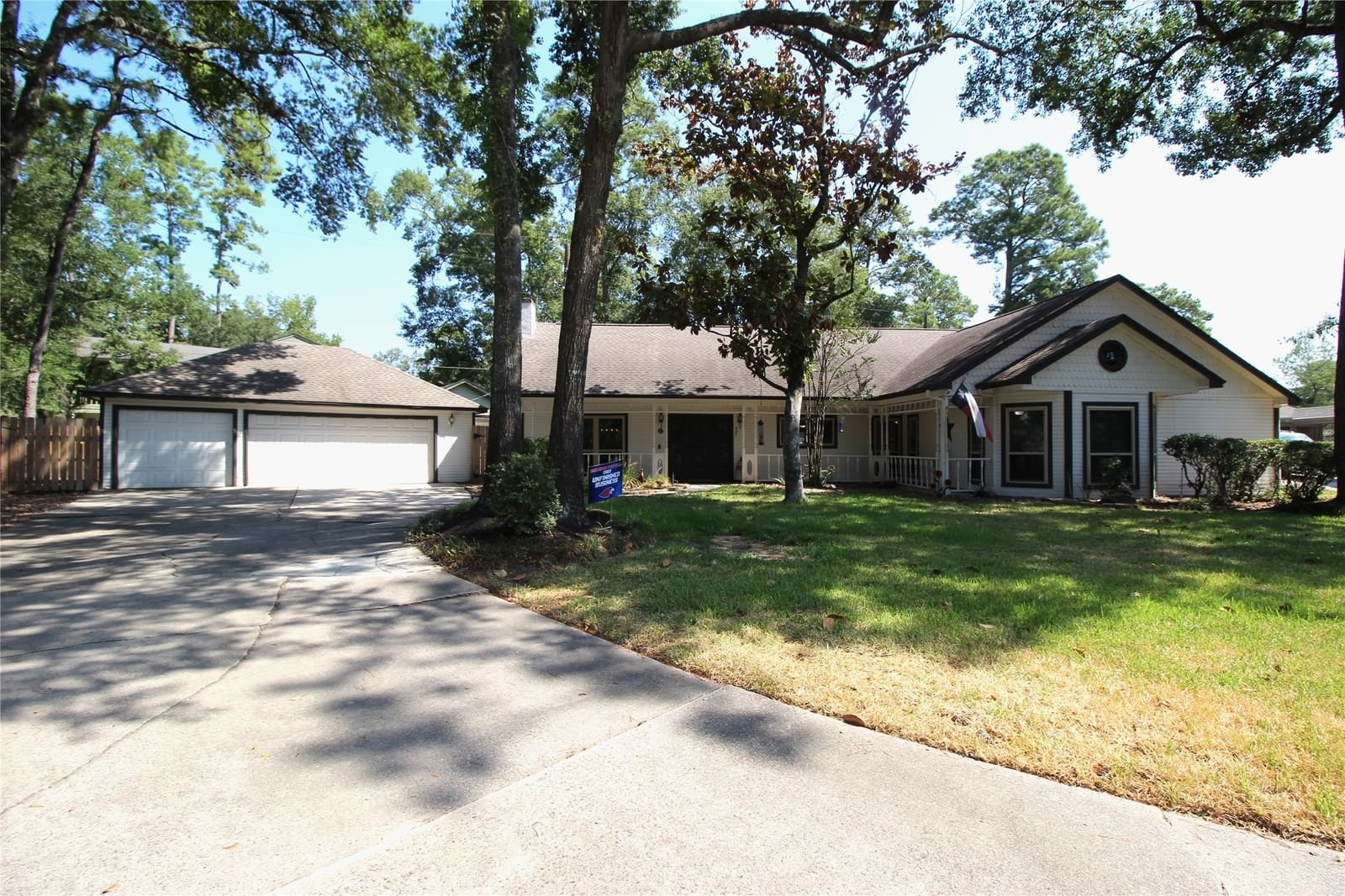 Real estate property located at 427 Brenda, Montgomery, Conroe, TX, US