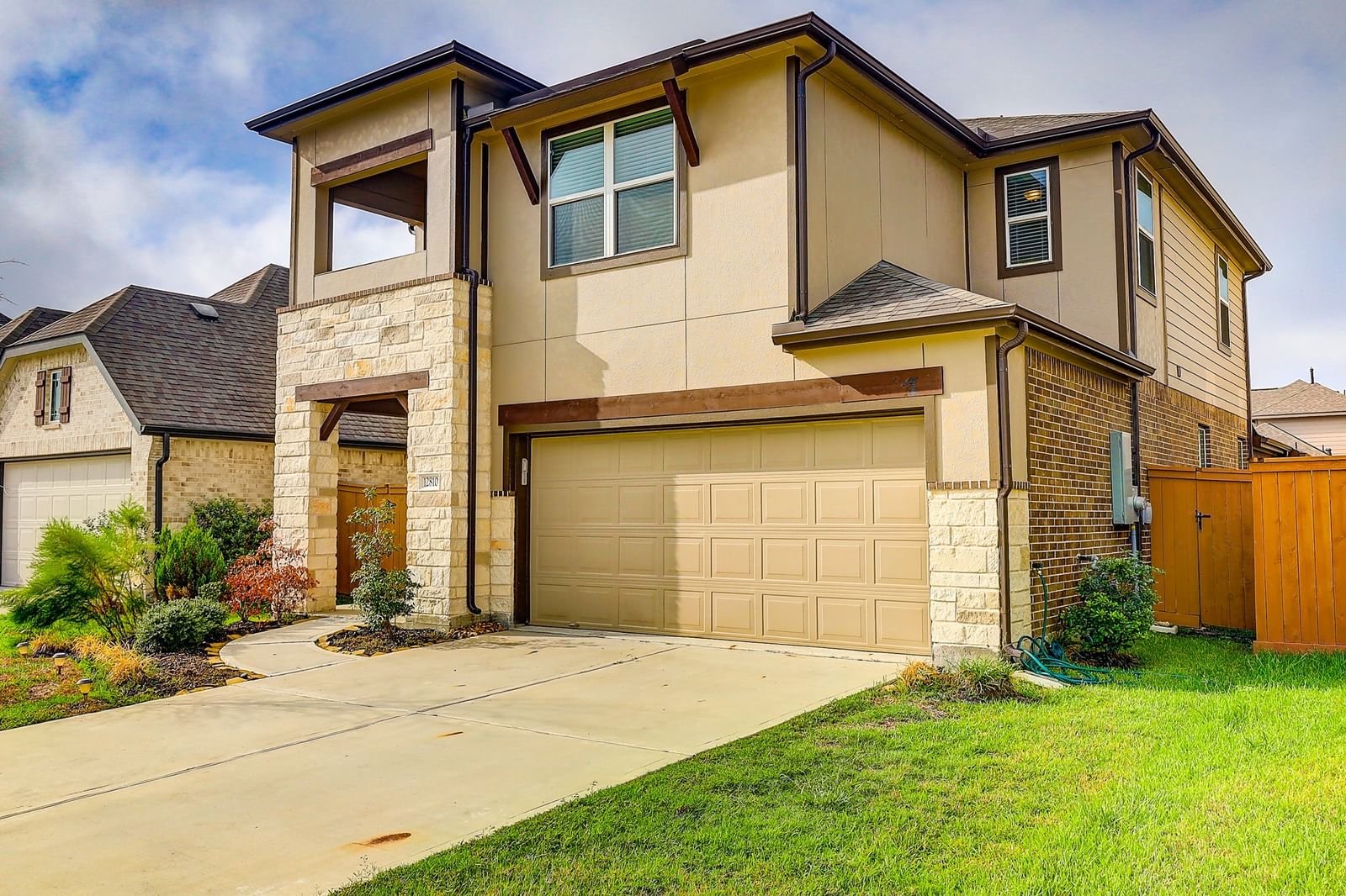 Real estate property located at 12810 Ilderton, Harris, Humble, TX, US