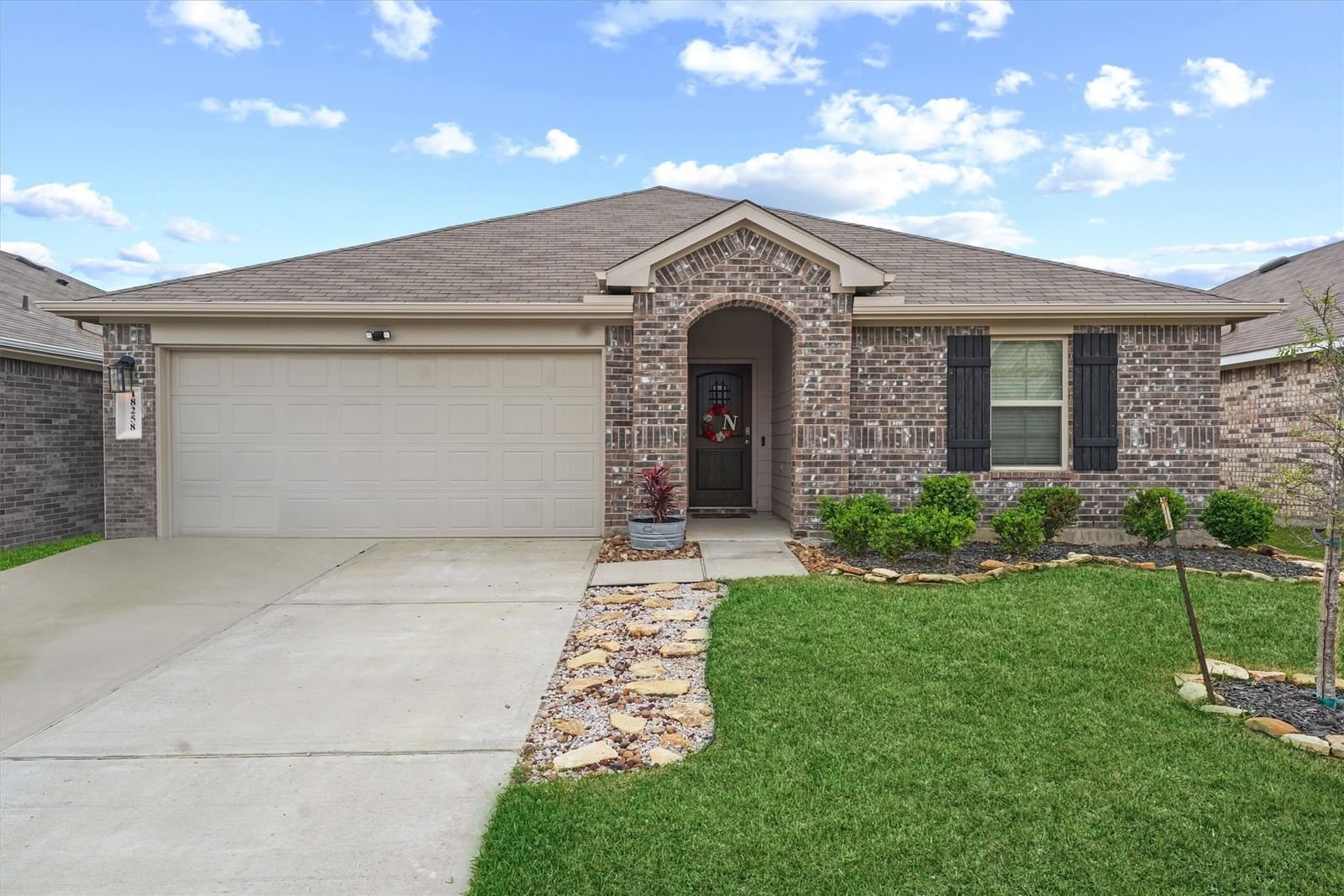 Real estate property located at 18258 Eaton Mill, Montgomery, Porters Mill 02, New Caney, TX, US