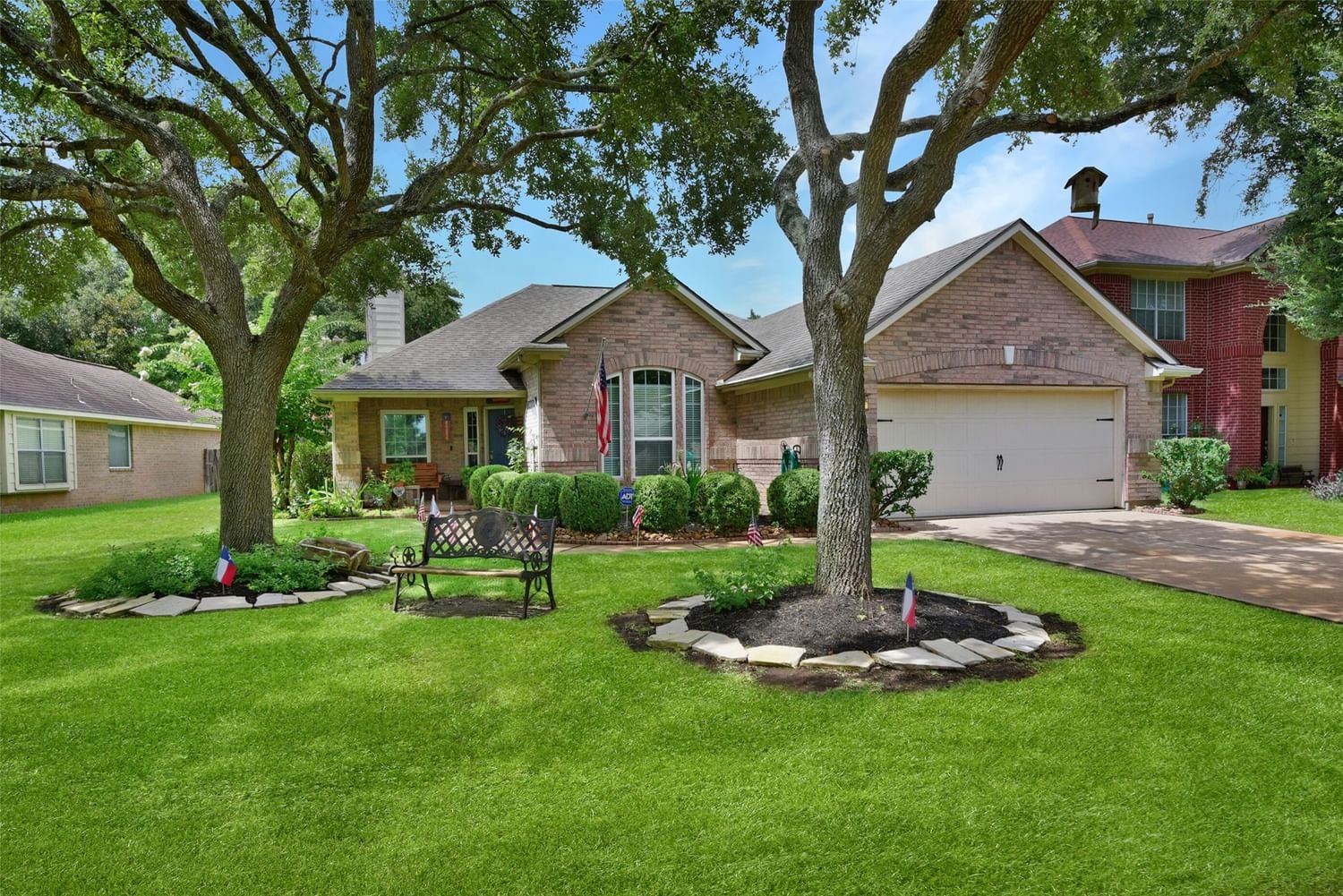 Real estate property located at 2402 Standing Oak, Fort Bend, Richmond, TX, US