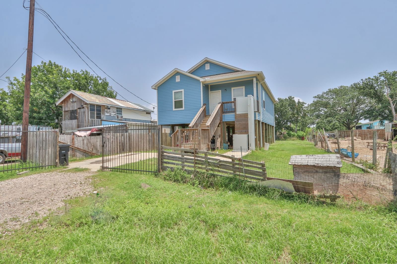 Real estate property located at 1015 10th, Galveston, San Leon, Dickinson, TX, US