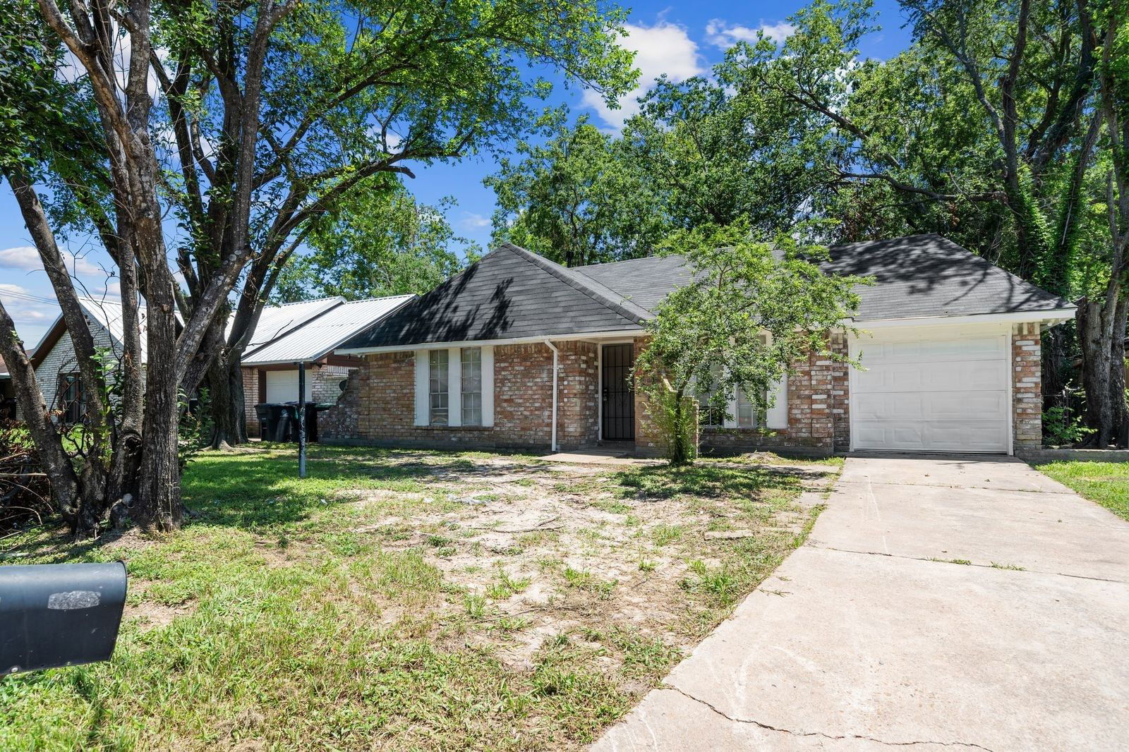 Real estate property located at 4511 Oak Shadows, Harris, Pinemont Plaza Sec 01, Houston, TX, US