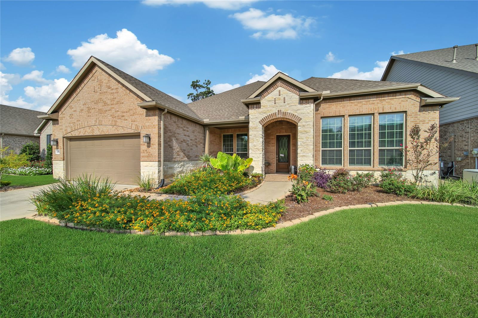 Real estate property located at 212 Appaloosa, Montgomery, Del Webb The Woodlands, The Woodlands, TX, US