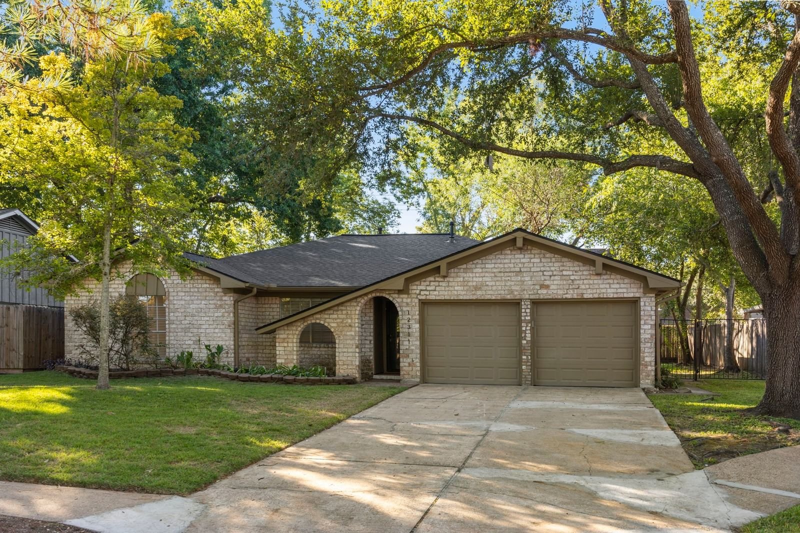 Real estate property located at 12311 Waldemar, Harris, Ashford South, Houston, TX, US