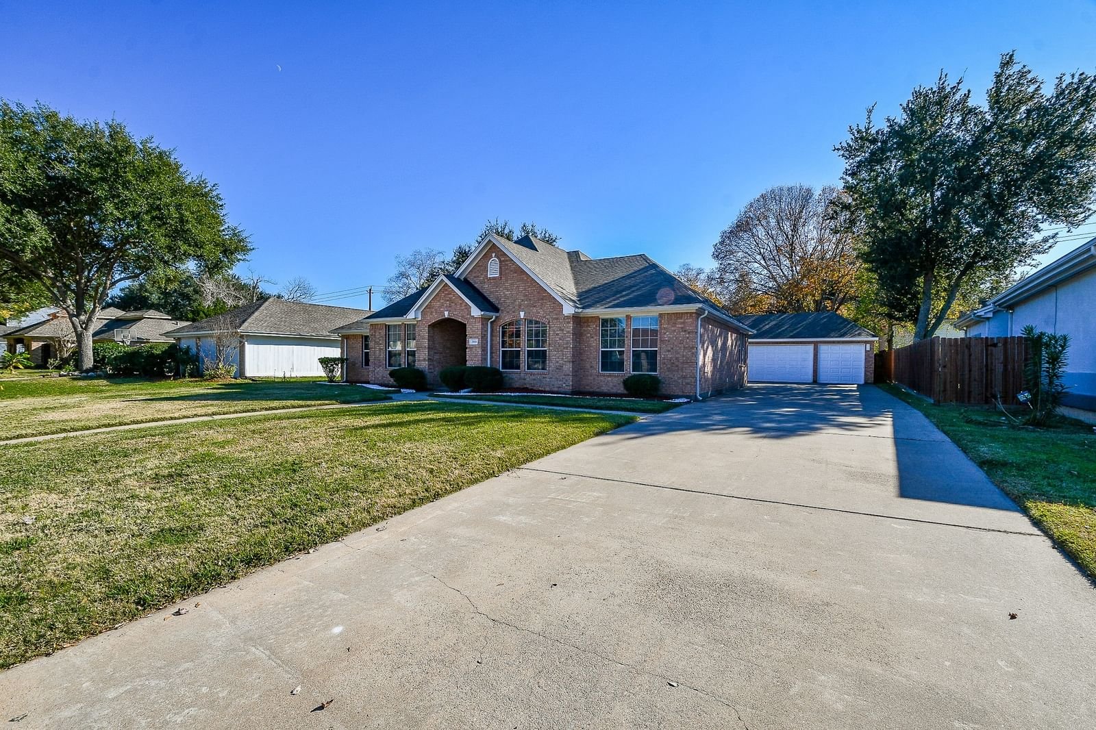 Real estate property located at 2915 Glenn Lakes, Fort Bend, Quail Valley Thunderbird, Missouri City, TX, US