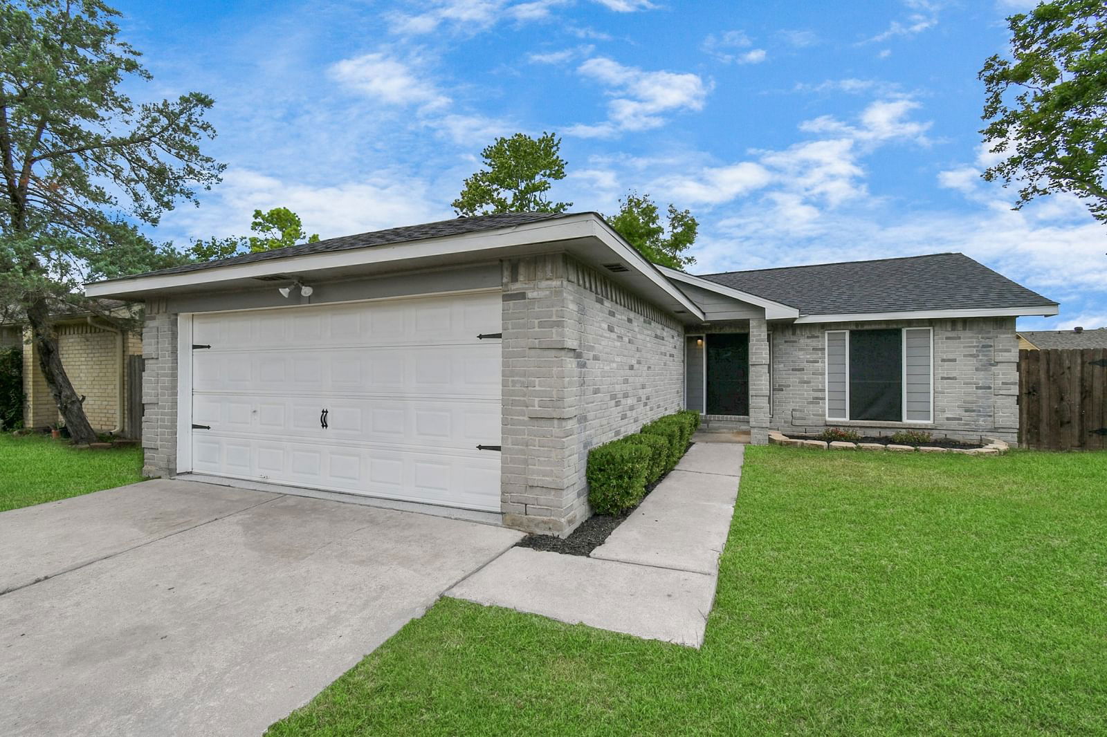 Real estate property located at 16710 Sierra Grande, Fort Bend, Mission West, Houston, TX, US